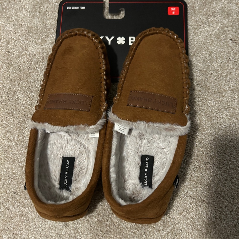 Lucky Brand Men's Brown Moccasin Slippers